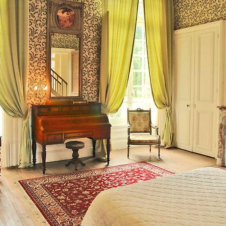 Chateau De Fleury La Foret Bed & Breakfast Igoville ภายนอก รูปภาพ