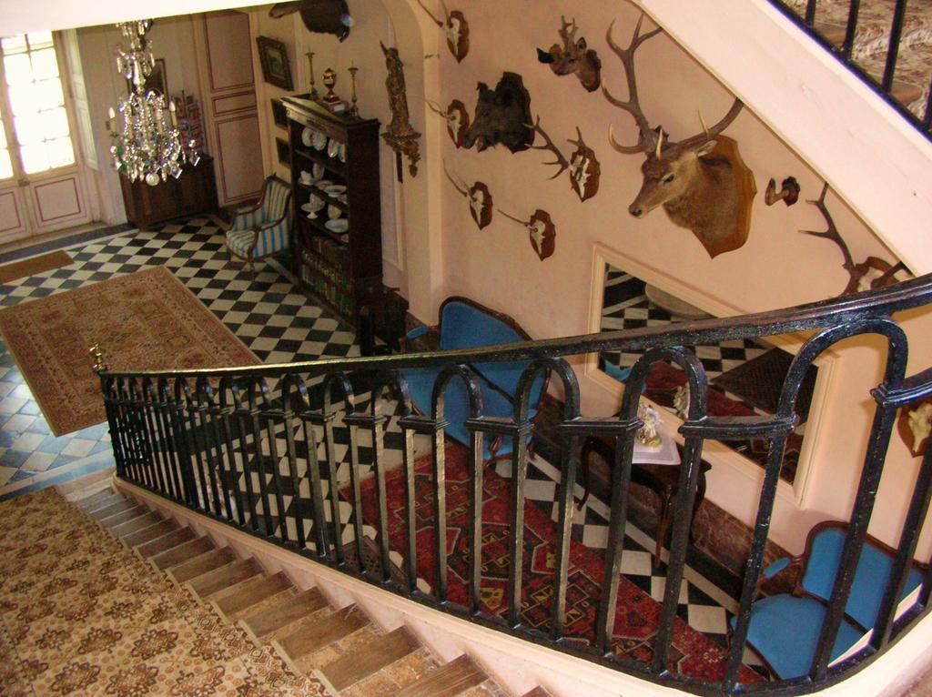 Chateau De Fleury La Foret Bed & Breakfast Igoville ภายนอก รูปภาพ