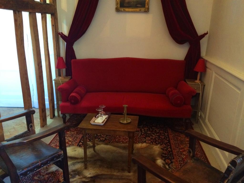 Chateau De Fleury La Foret Bed & Breakfast Igoville ภายนอก รูปภาพ